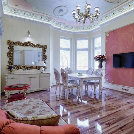 Rose Leilighet Mariánské Lázně Eksteriør bilde